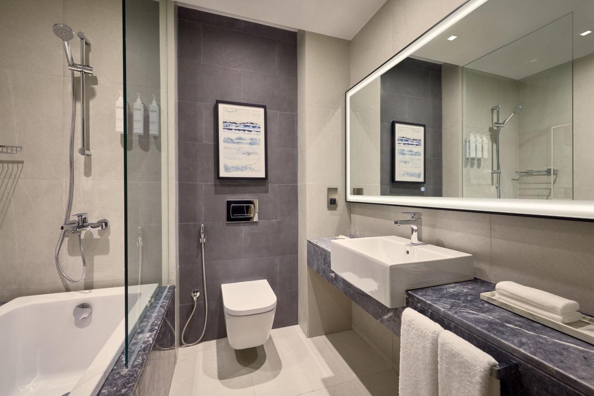 Courtyard By Marriott Jubail Hotel Екстериор снимка