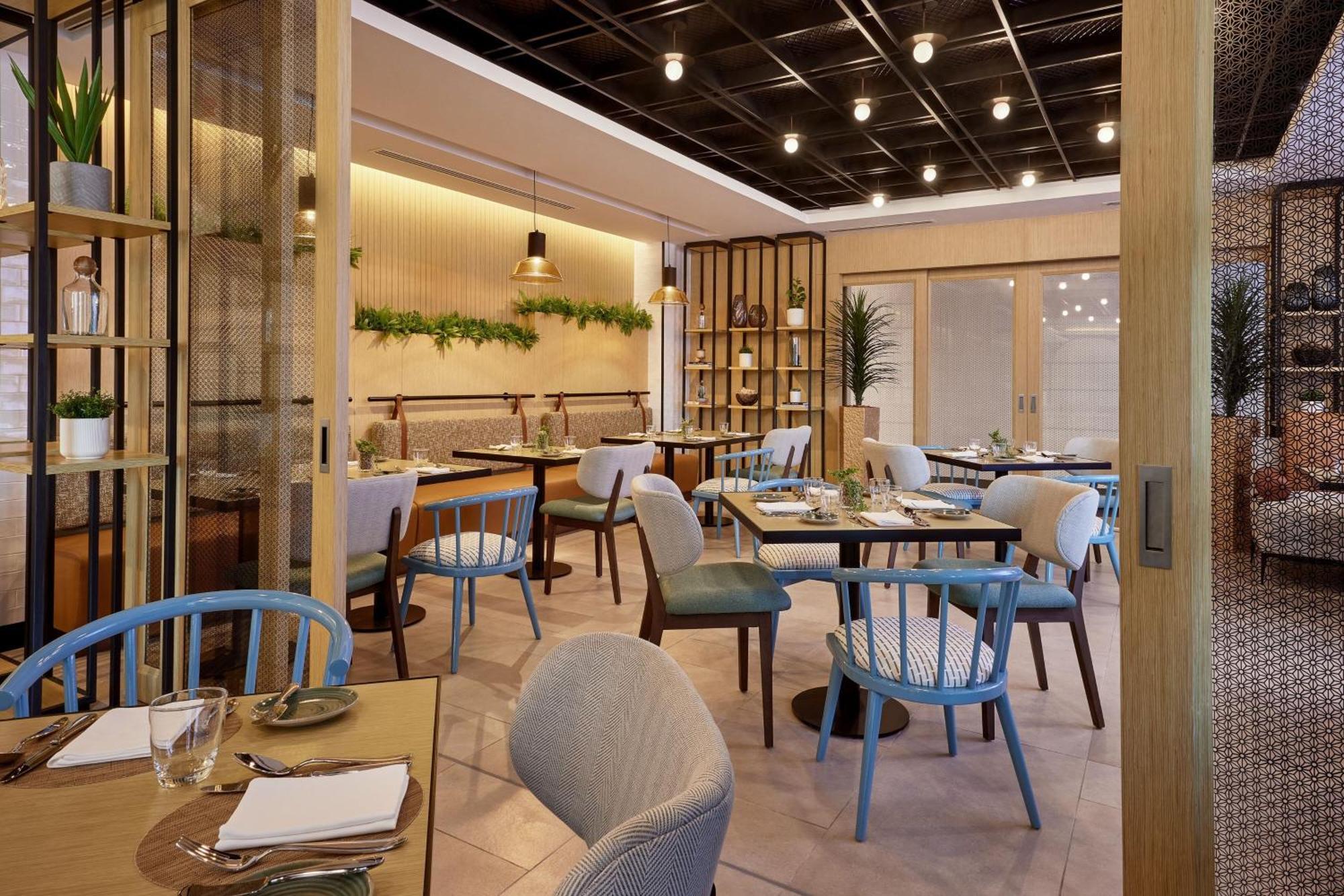 Courtyard By Marriott Jubail Hotel Екстериор снимка